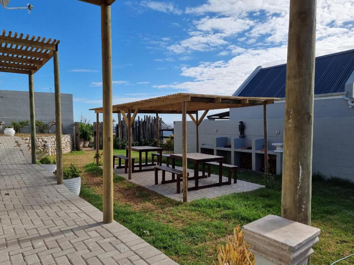 Rustic Hill Apartment Langebaan Ngoại thất bức ảnh
