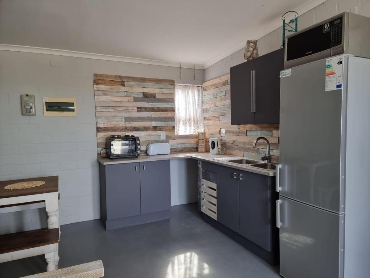Rustic Hill Apartment Langebaan Ngoại thất bức ảnh