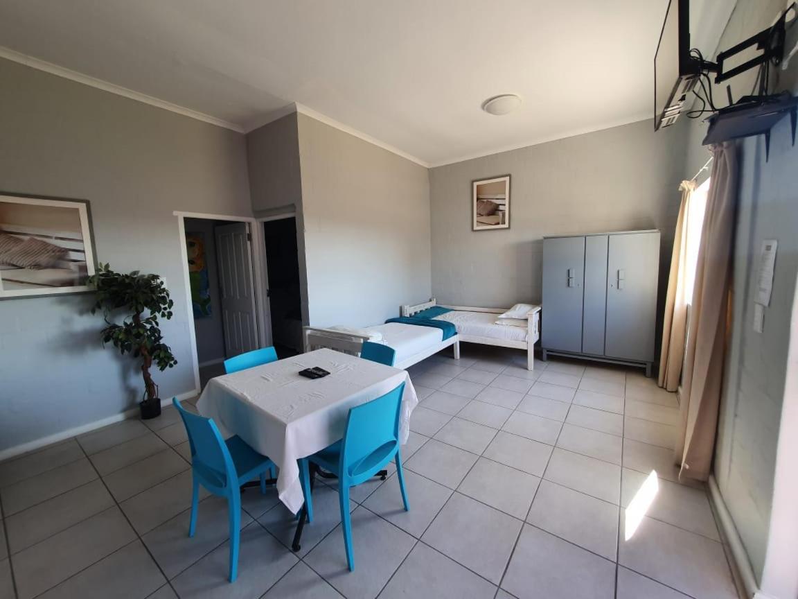 Rustic Hill Apartment Langebaan Ngoại thất bức ảnh